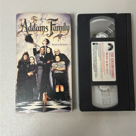 The Addams Family VHS Tape bundle of 5 VHS - Picture 15 of 16